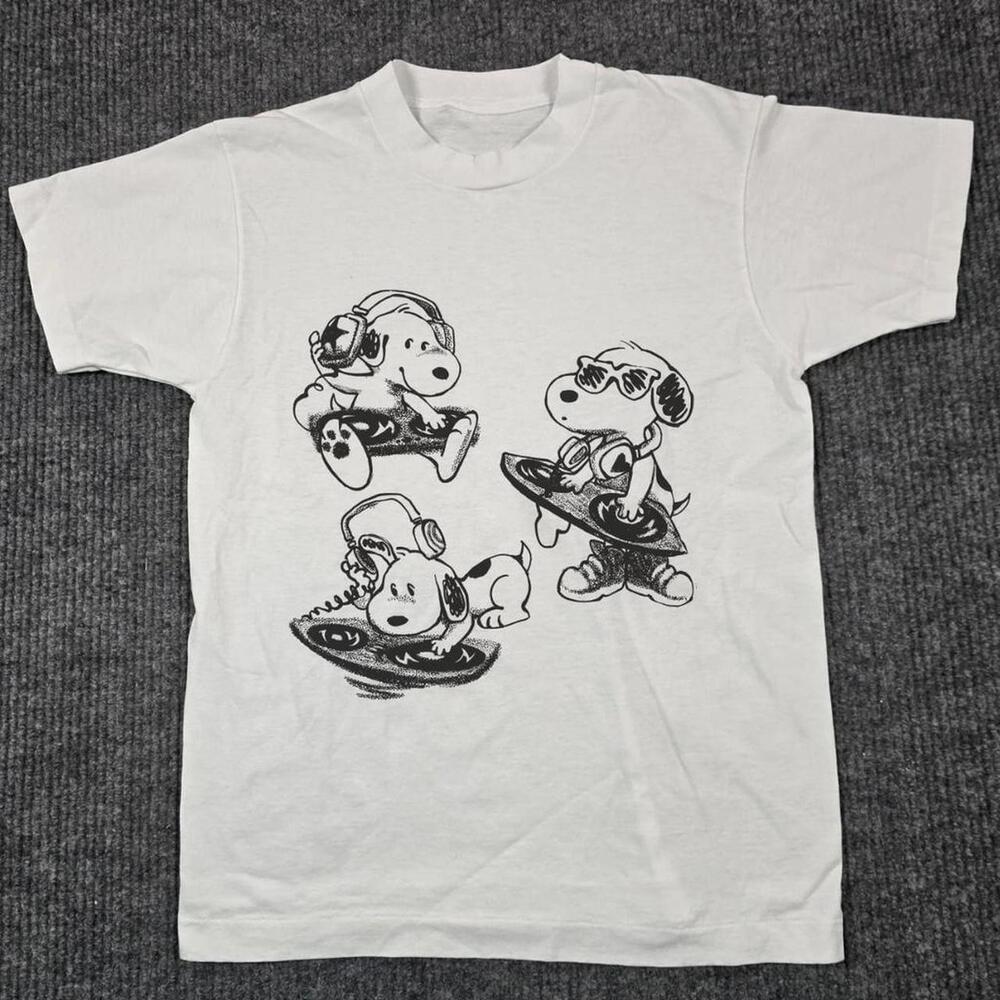 White Shirt Snoopy Dog
